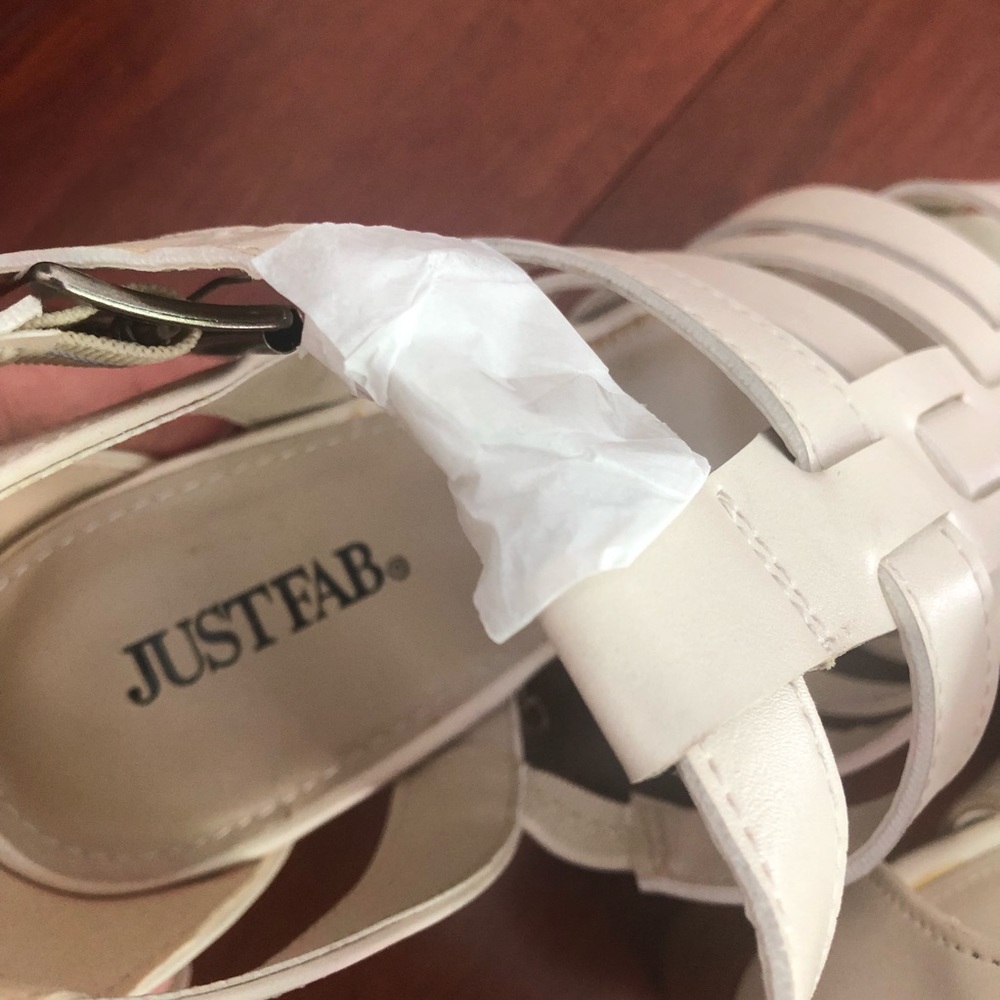 Off white caged sandals - Picture 5 of 7